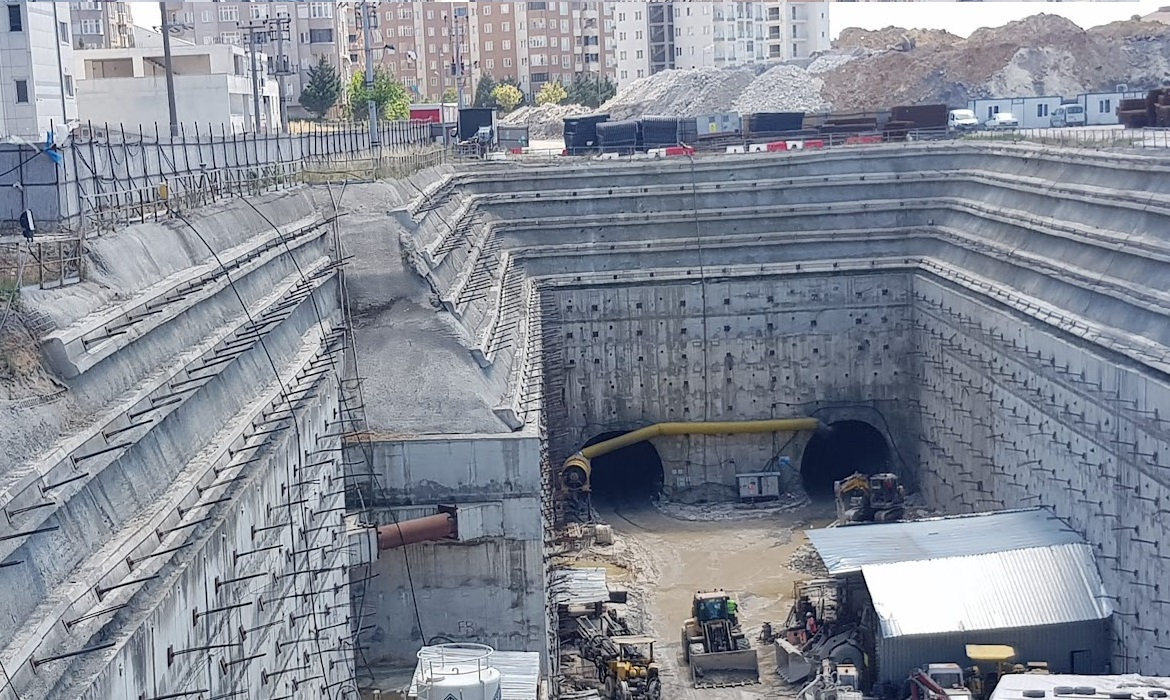 kapalı alan metro inşaatı telsiz sistemi